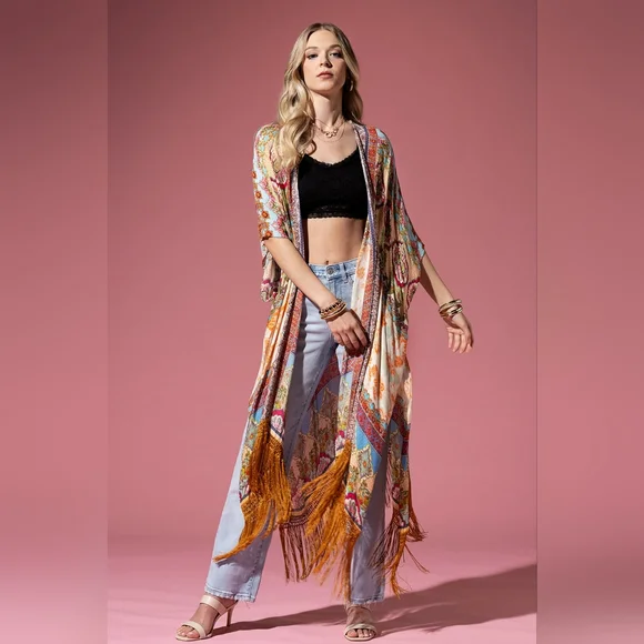 Detailed Floral & Demask Print Kimono on Jacquard Fabric w Golden Fringe Tassels - Picture 7 of 9